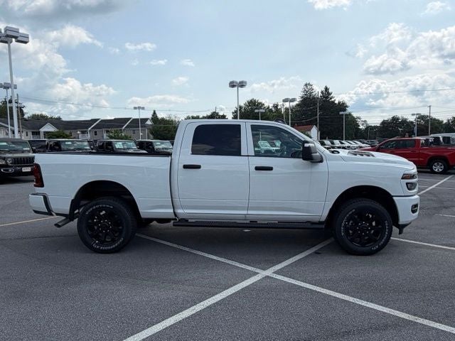 2026 RAM Ram 2500 RAM 2500 BLACK EXPRESS CREW CAB 4X4 6'4' BOX