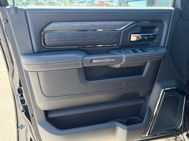 2026 RAM Ram 2500 RAM 2500 LIMITED CREW CAB 4X4 6'4' BOX