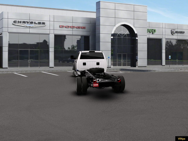 2026 RAM Ram 5500 Chassis Cab RAM 5500 TRADESMAN CHASSIS CREW CAB 4X4 84' CA