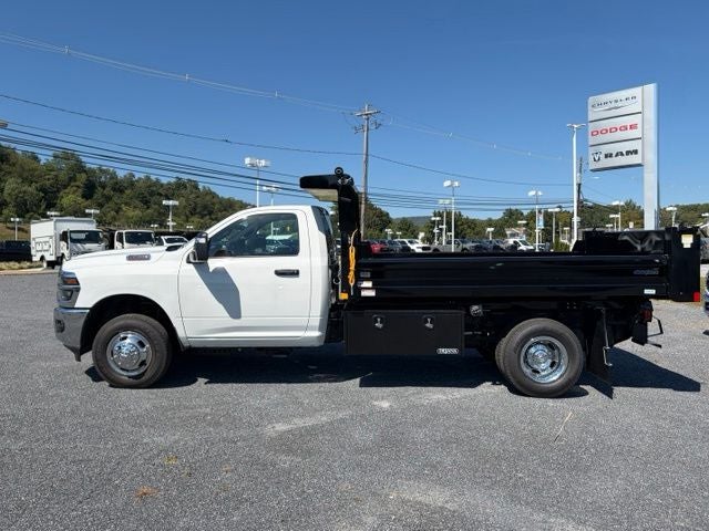 2026 RAM Ram 3500 Chassis Cab RAM 3500 TRADESMAN CHASSIS REGULAR CAB 4X4 84' CA