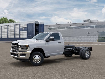 2026 RAM Ram 3500 Chassis Cab RAM 3500 TRADESMAN CHASSIS REGULAR CAB 4X4 84' CA