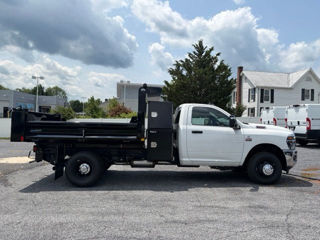 2026 RAM Ram 3500 Chassis Cab RAM 3500 TRADESMAN CHASSIS REGULAR CAB 4X4 84' CA