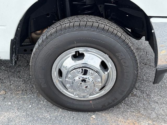 2026 RAM Ram 3500 Chassis Cab RAM 3500 TRADESMAN CREW CAB CHASSIS 4X4 60' CA