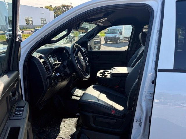 2026 RAM Ram 3500 Chassis Cab RAM 3500 TRADESMAN CREW CAB CHASSIS 4X4 60' CA