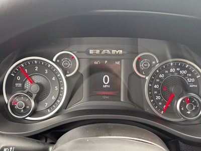 2027 RAM Ram 1500 RAM 1500 TRADESMAN QUAD CAB 4X2 6'4' BOX