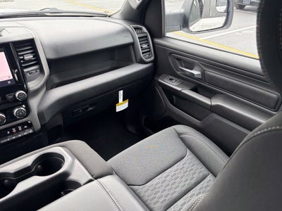 2027 RAM Ram 1500 RAM 1500 TRADESMAN QUAD CAB 4X2 6'4' BOX