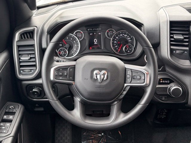 2027 RAM Ram 1500 RAM 1500 TRADESMAN QUAD CAB 4X2 6'4' BOX
