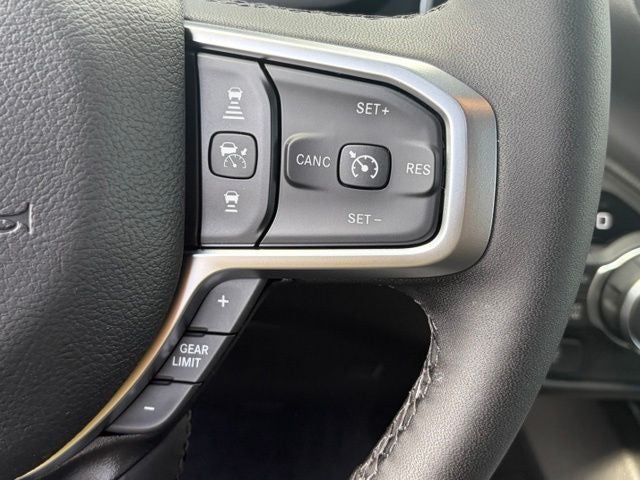 2026 RAM Ram 1500 RAM 1500 BIG HORN QUAD CAB 4X4 6'4' BOX