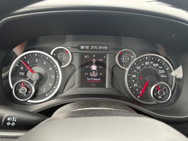 2026 RAM Ram 1500 RAM 1500 EXPRESS QUAD CAB 4X4 6'4' BOX