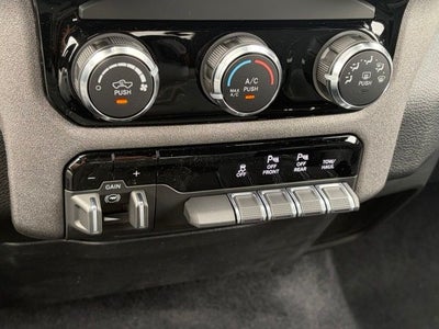 2026 RAM Ram 1500 RAM 1500 EXPRESS QUAD CAB 4X4 6'4' BOX