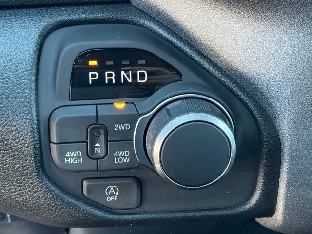 2026 RAM Ram 1500 RAM 1500 TRADESMAN QUAD CAB 4X4 6'4' BOX