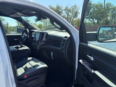 2027 RAM Ram 1500 RAM 1500 TRADESMAN CREW CAB 4X4 5'7' BOX