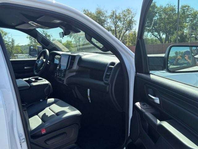 2027 RAM Ram 1500 RAM 1500 TRADESMAN CREW CAB 4X4 5'7' BOX