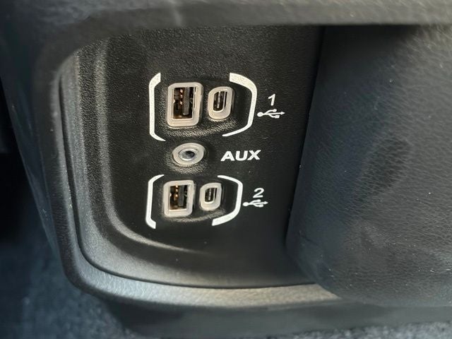 2027 RAM Ram 1500 RAM 1500 TRADESMAN CREW CAB 4X4 5'7' BOX