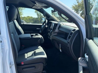 2027 RAM Ram 1500 RAM 1500 TRADESMAN CREW CAB 4X4 5'7' BOX