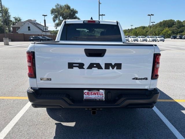 2027 RAM Ram 1500 RAM 1500 TRADESMAN CREW CAB 4X4 5'7' BOX