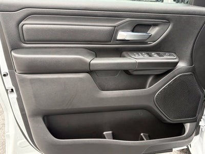 2027 RAM Ram 1500 RAM 1500 TRADESMAN CREW CAB 4X4 5'7' BOX