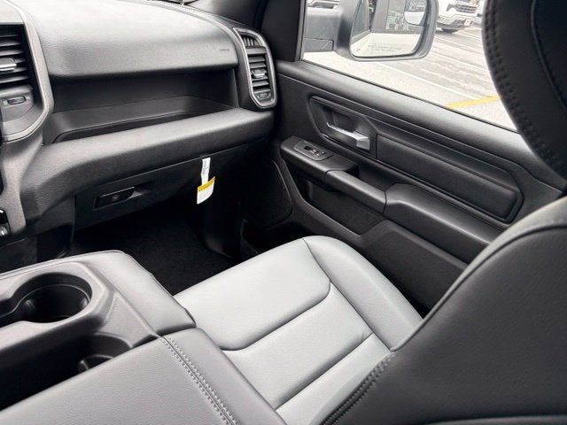 2027 RAM Ram 1500 RAM 1500 TRADESMAN CREW CAB 4X4 5'7' BOX