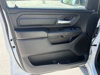 2027 RAM Ram 1500 RAM 1500 TRADESMAN CREW CAB 4X4 5'7' BOX