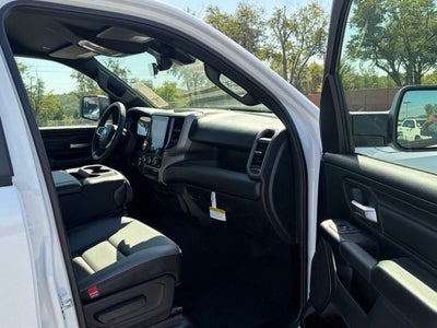 2027 RAM Ram 1500 RAM 1500 TRADESMAN CREW CAB 4X4 5'7' BOX