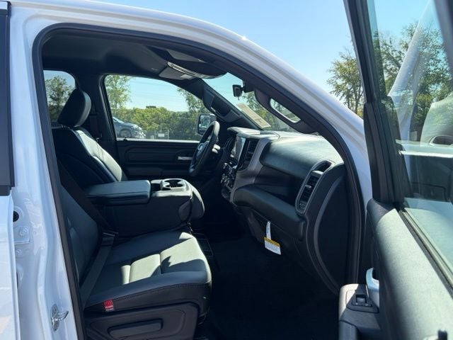 2027 RAM Ram 1500 RAM 1500 TRADESMAN CREW CAB 4X4 5'7' BOX