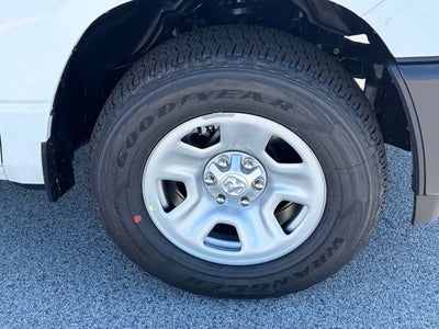 2027 RAM Ram 1500 RAM 1500 TRADESMAN CREW CAB 4X4 5'7' BOX