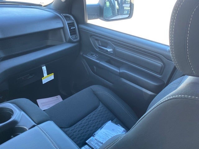 2026 RAM Ram 1500 RAM 1500 TRADESMAN QUAD CAB 4X2 6'4' BOX