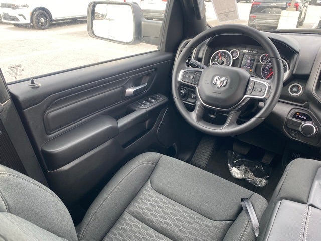 2026 RAM Ram 1500 RAM 1500 TRADESMAN QUAD CAB 4X2 6'4' BOX