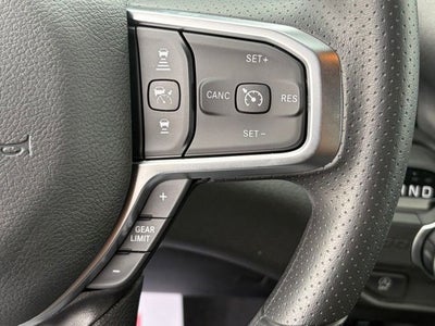 2026 RAM Ram 1500 RAM 1500 EXPRESS QUAD CAB 4X2 6'4' BOX