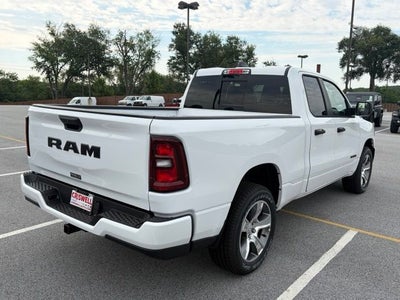 2026 RAM Ram 1500 RAM 1500 EXPRESS QUAD CAB 4X2 6'4' BOX