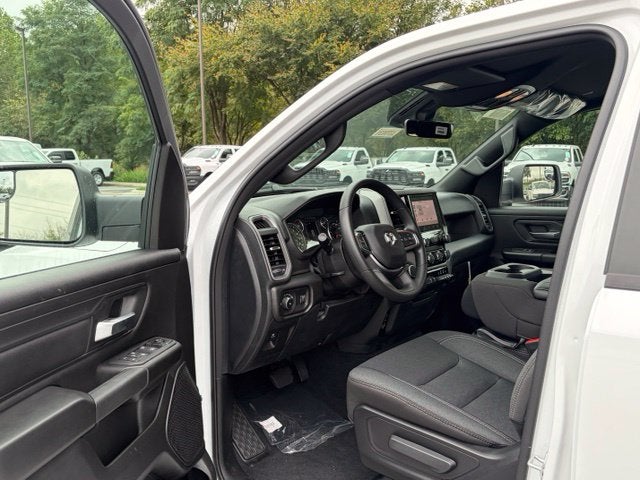 2027 RAM Ram 1500 RAM 1500 TRADESMAN QUAD CAB 4X4 6'4' BOX