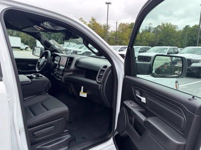 2027 RAM Ram 1500 RAM 1500 TRADESMAN QUAD CAB 4X4 6'4' BOX