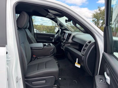 2027 RAM Ram 1500 RAM 1500 TRADESMAN QUAD CAB 4X4 6'4' BOX