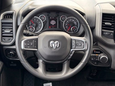 2027 RAM Ram 1500 RAM 1500 TRADESMAN QUAD CAB 4X4 6'4' BOX