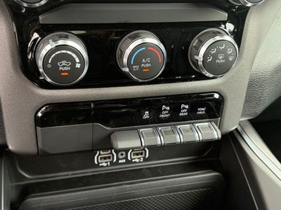 2026 RAM Ram 1500 RAM 1500 EXPRESS CREW CAB 4X4 5'7' BOX