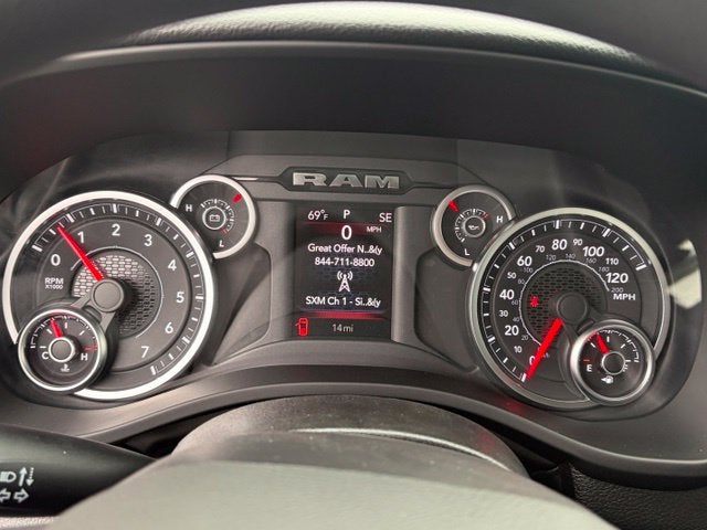 2027 RAM Ram 1500 RAM 1500 TRADESMAN CREW CAB 4X4 5'7' BOX