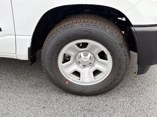 2027 RAM Ram 1500 RAM 1500 TRADESMAN CREW CAB 4X4 5'7' BOX