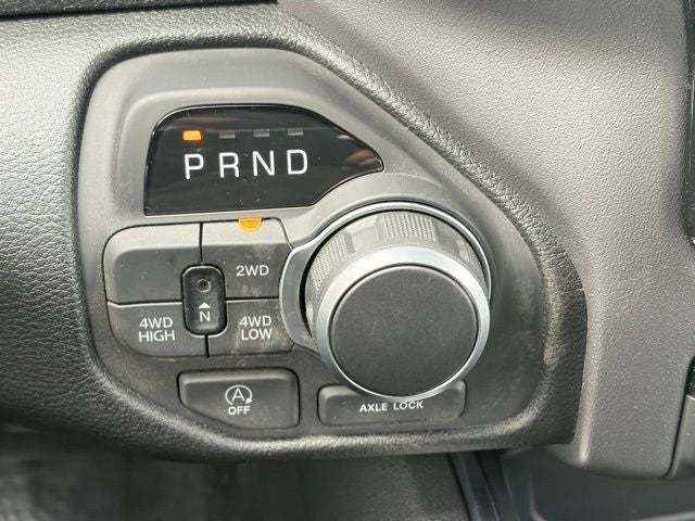 2026 RAM Ram 1500 RAM 1500 EXPRESS CREW CAB 4X4 5'7' BOX