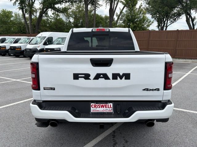 2026 RAM Ram 1500 RAM 1500 EXPRESS CREW CAB 4X4 5'7' BOX