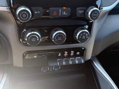 2026 RAM Ram 1500 RAM 1500 EXPRESS CREW CAB 4X4 5'7' BOX