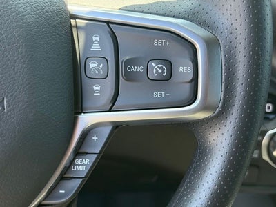 2026 RAM Ram 1500 RAM 1500 EXPRESS CREW CAB 4X4 5'7' BOX