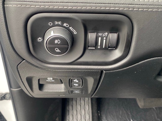 2026 RAM Ram 1500 RAM 1500 LIMITED CREW CAB 4X4 5'7' BOX