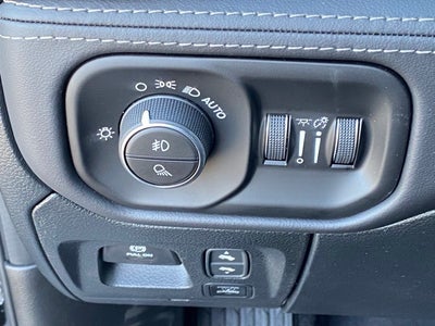 2026 RAM Ram 1500 RAM 1500 LIMITED CREW CAB 4X4 5'7' BOX