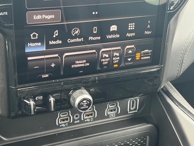 2026 RAM Ram 1500 RAM 1500 LIMITED CREW CAB 4X4 5'7' BOX