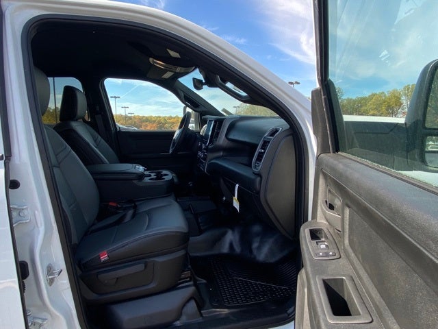 2023 RAM Ram 3500 RAM 3500 TRADESMAN CREW CAB 4X4 6'4' BOX