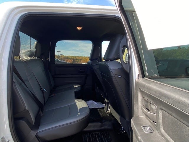 2023 RAM Ram 3500 RAM 3500 TRADESMAN CREW CAB 4X4 6'4' BOX