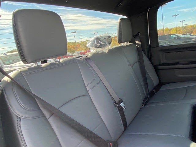 2023 RAM Ram 3500 RAM 3500 TRADESMAN CREW CAB 4X4 6'4' BOX