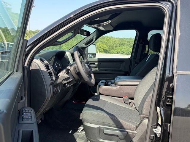 2026 RAM 2500 RAM 2500 BLACK EXPRESS CREW CAB 4X4 6'4' BOX