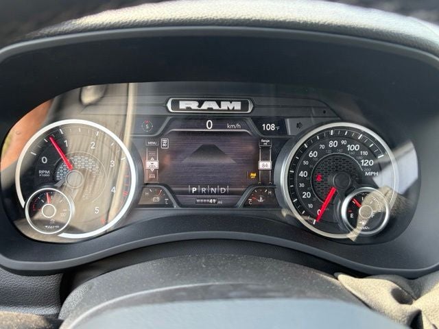 2026 RAM 2500 RAM 2500 BLACK EXPRESS CREW CAB 4X4 6'4' BOX