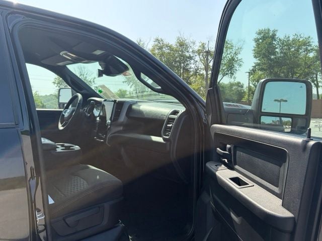 2026 RAM 2500 RAM 2500 BLACK EXPRESS CREW CAB 4X4 6'4' BOX